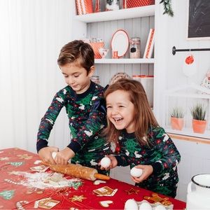 Hanna Andersson kids fitted holiday pjs